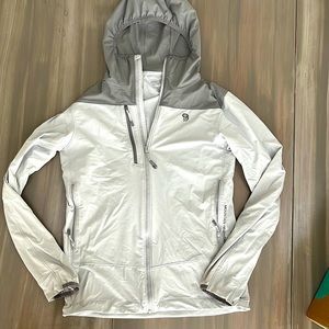 Mountain Hardwear womens hooded jacket size small.